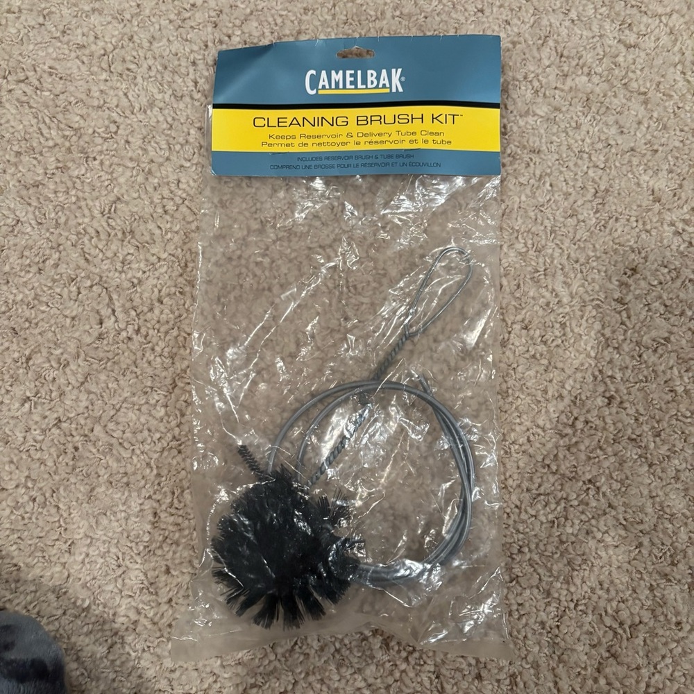 Brand New Vintage 2005 Camelbak Cleaning Brush Kit, Reservoir and Tube Brushes